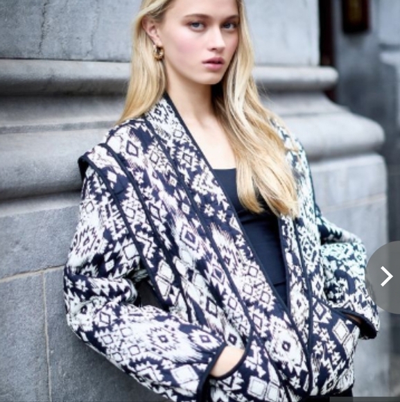 SAVIDA Black/white quilted Printed open front blazer. Size XXS - Picture 2 of 16